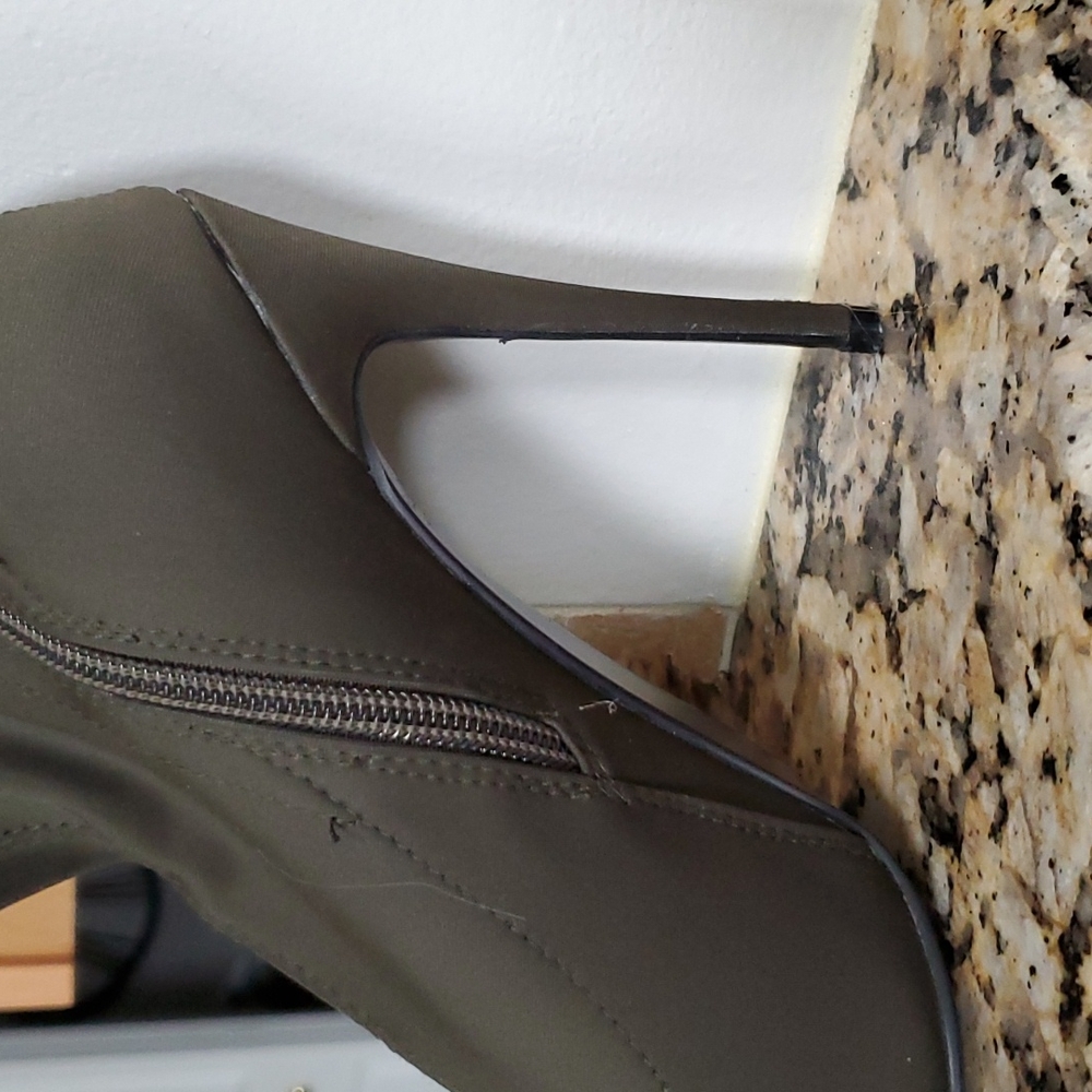 Booties - Picture 4 of 4